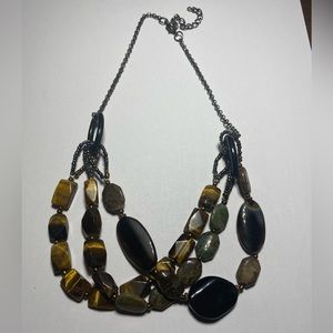 Multicolor beaded necklace